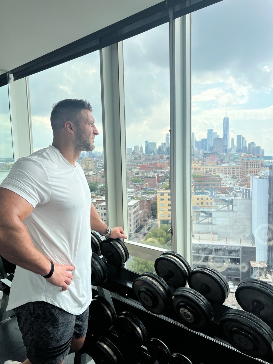 TimTebow's tweet photo. We remember today the innocent lives lost, the families forever impacted, and the brave heroes who sacrificed all. We will never forget. https://t.co/59tkUTD7WT
