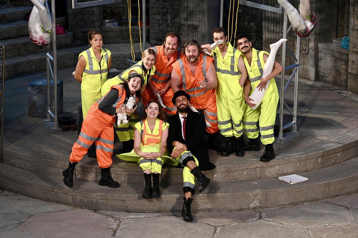 PeterCWatts's tweet image. Bucket list stuff this week - making a @minacktheatre debut as Macheath in ‘The Threepenny Opera’. We’re on at the @cockpittheatre from the 21st September: thecockpit.org.uk
Production shots © Lyn Batten (Minack) and © Elliott Franks (Roman Theatre)