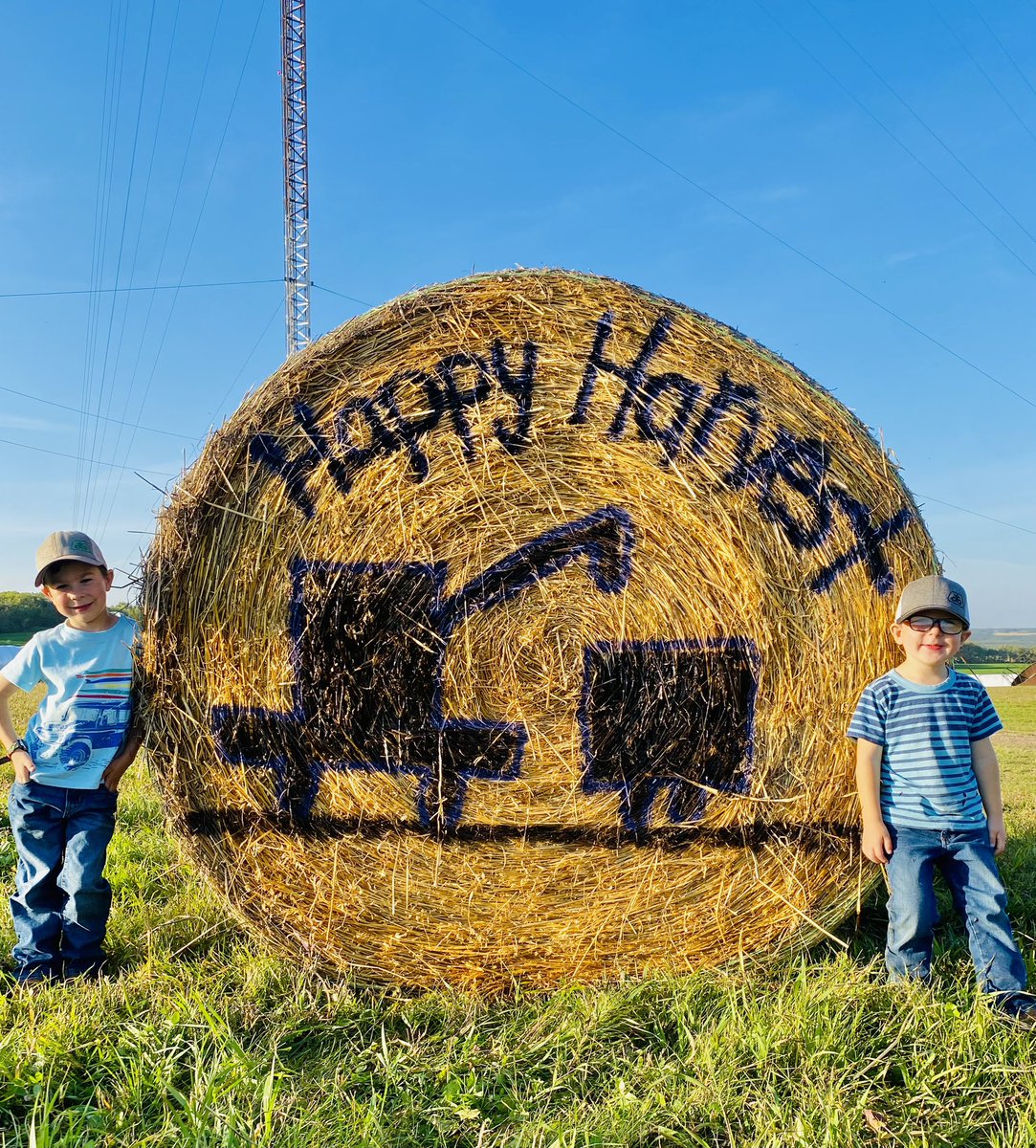 Harvest is a time of long hours and hard work. It’s also a time of accomplishment, meals in the field, and family cab time. Enjoy those moments. Have a Safe and Happy Harvest!! #harvest23 <a href="/TowerFarmsLtd/">Tower Farms Ltd</a> <a href="/PioneerSeedsCA/">Pioneer Seeds Canada</a>