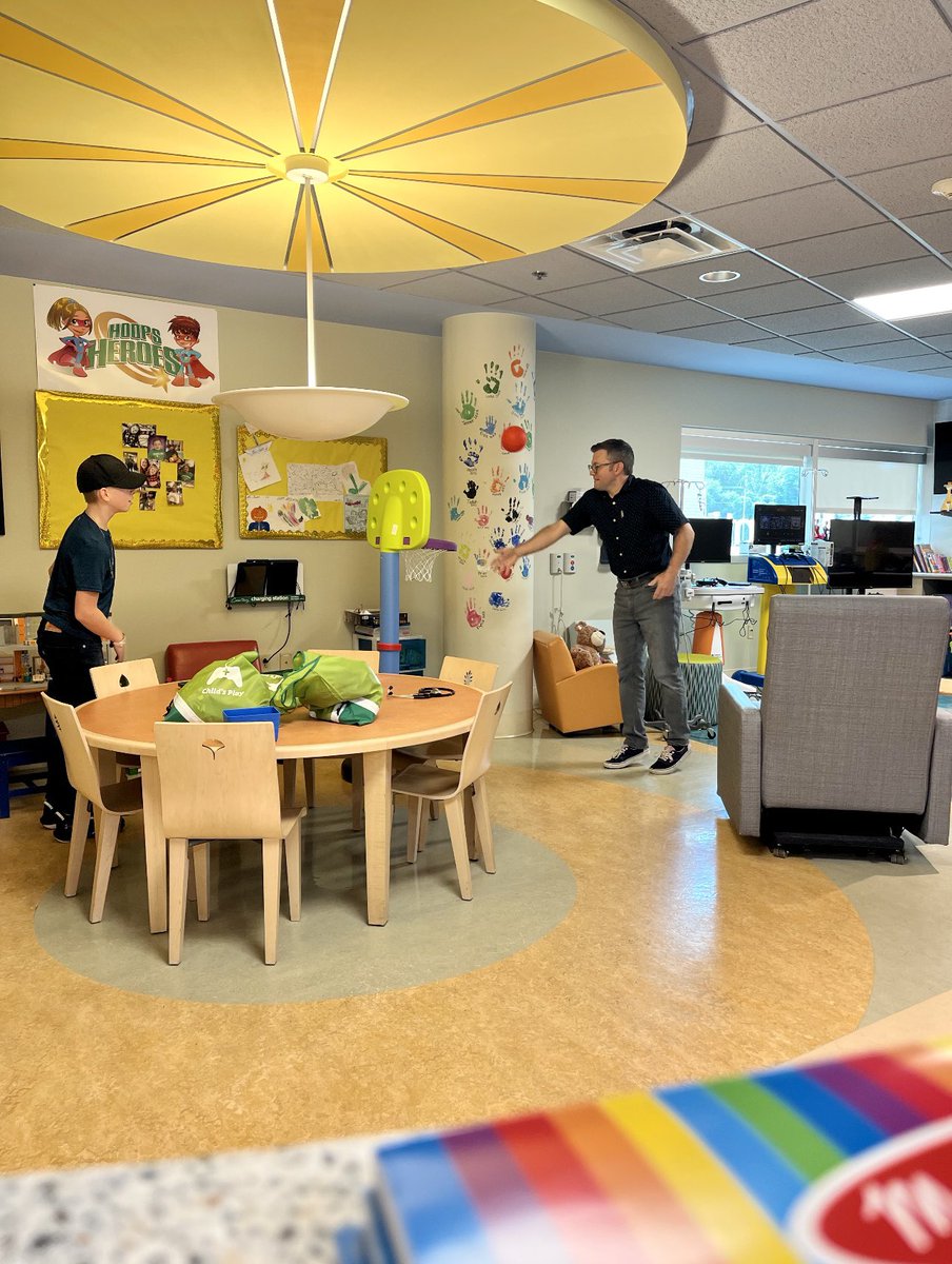🎗️ Landon, a 12-year-old with a history of Acute B Lymphoblastic #Leukemia, otherwise known as B-ALL, recently visited Dr. Finch for his follow-up &amp; is shown below playing horse &amp; enjoying being a happy, healthy kid! 

#FightLikeAKid #PediatricOncologyMonth #ChildhoodCancerMonth