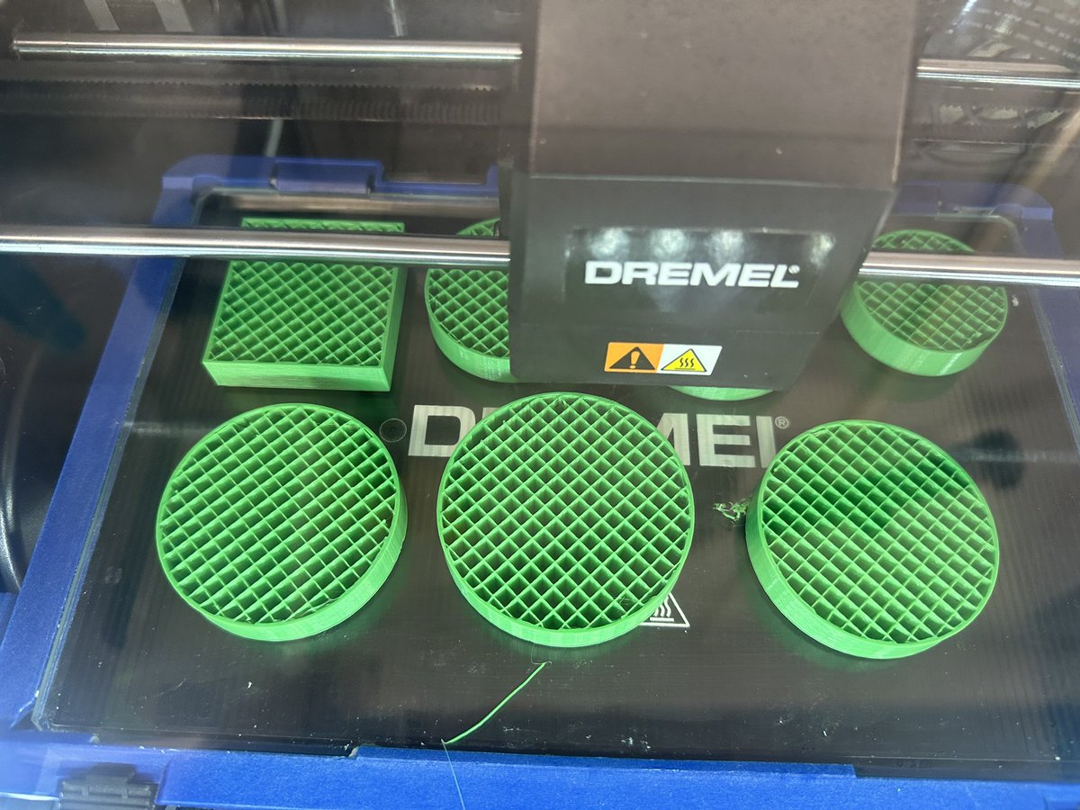 PHS & ACMS Makerspaces tweet media