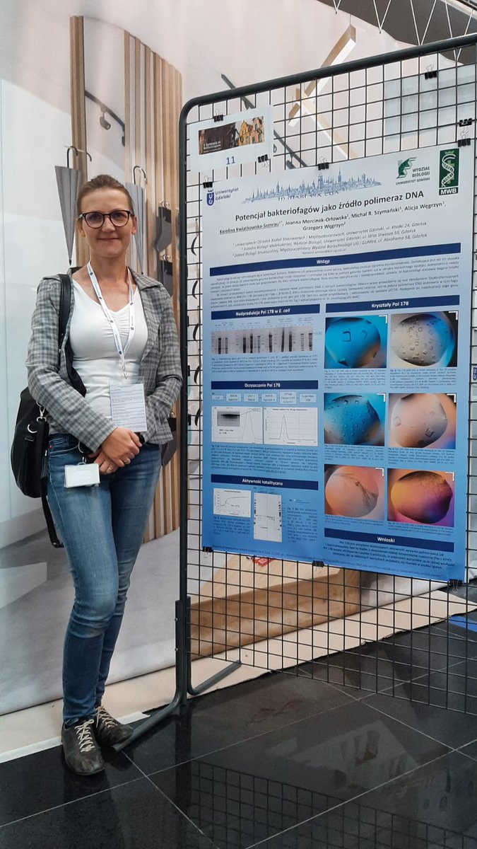 MRSzymanskiLab's tweet image. Exciting news! 🧬 Our lab's dynamic duo, Karolina and Karolina, rocked the II Bacteriophage Symposium in Gdansk with their awesome posters! 🙌🔬 #PhageSymposium #ScienceStars #LabProud