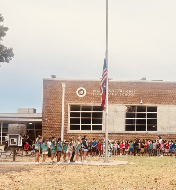 Kimberly Tucker tweet media