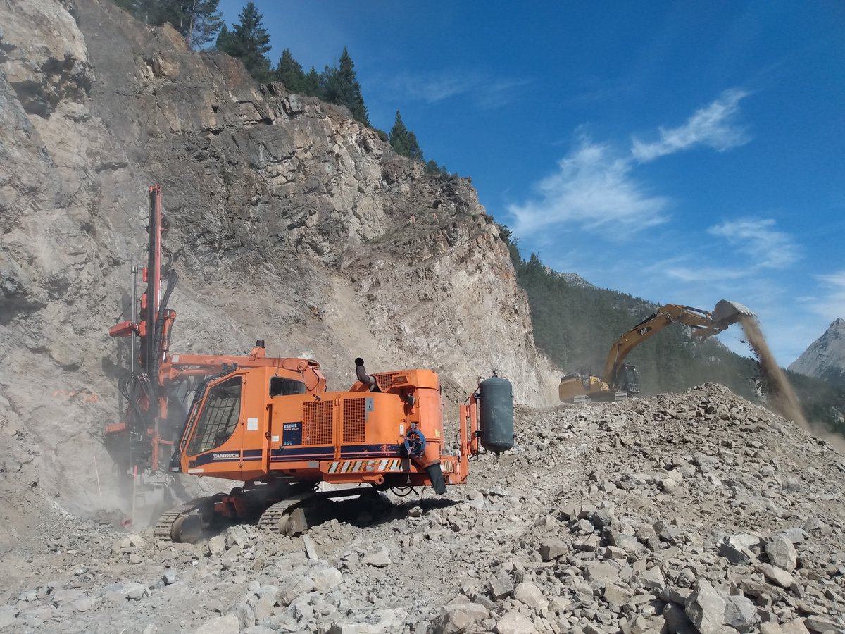 ttrockeng's tweet image. The busy and hectic 2023 construction season continues, with #TetraTechRockEngineering continuing to provide #rockexcavation and rock slope remediation monitoring and supervision #TetraTech #rockengineering #LeadingwithScience #rockmechanics