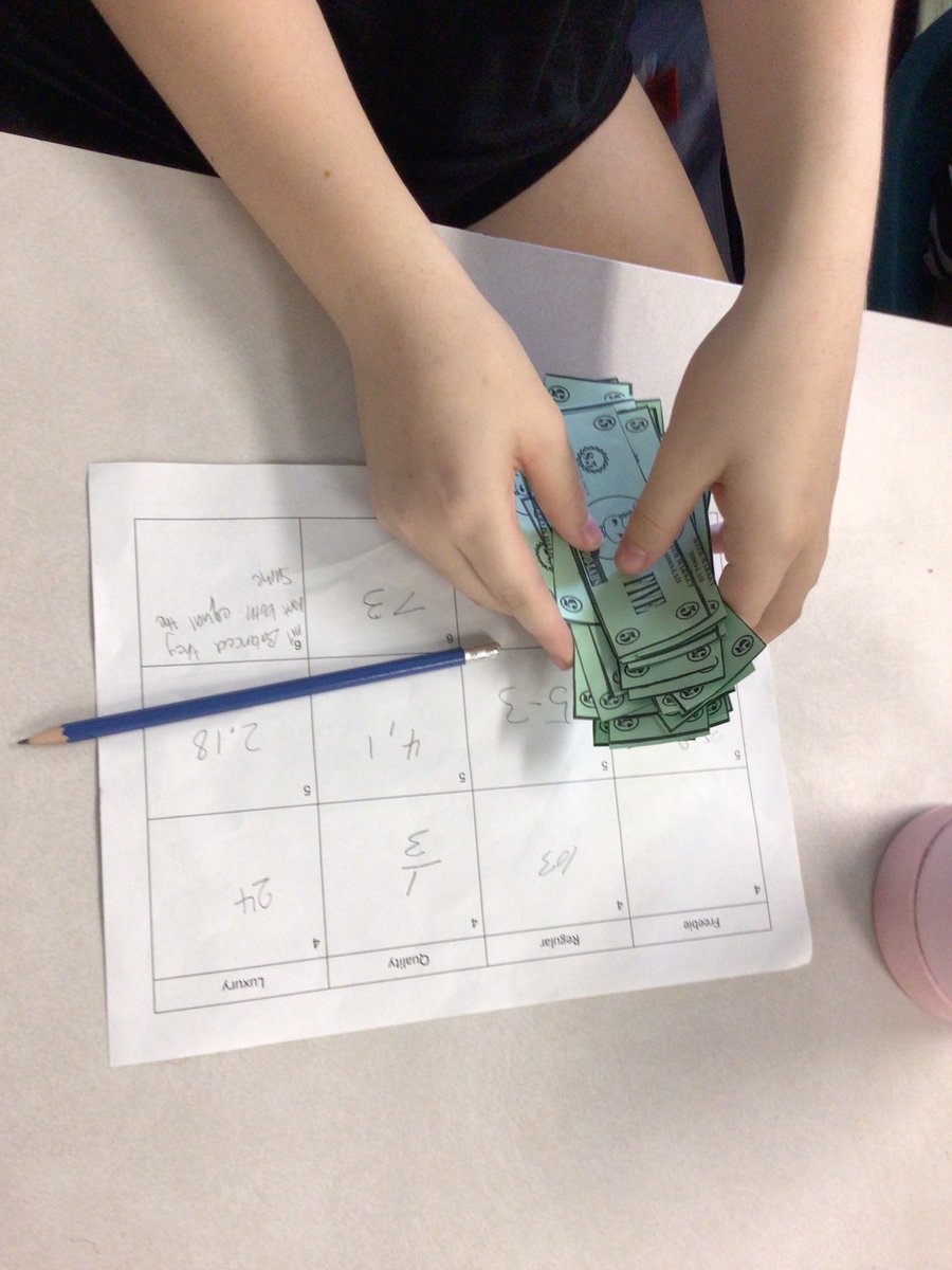 Erika Swinemer tweet media