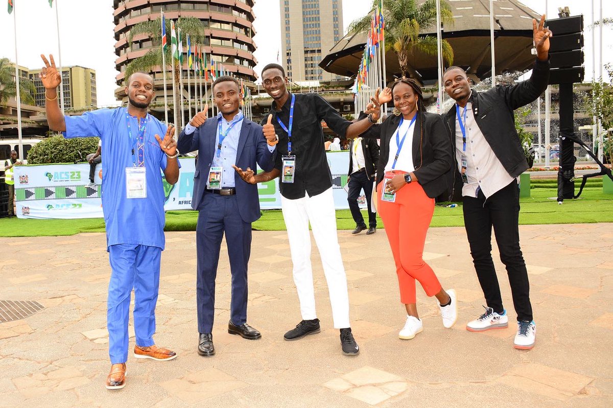 [ Trowback sur le Africa Climate summit ]

Le premier sommet africain sur le climat, qui vise à répondre au problème de l'exposition croissante au changement climatique et aux coûts qui y sont associés, à la fois au niveau mondial et en particulier en Afrique👇🏿