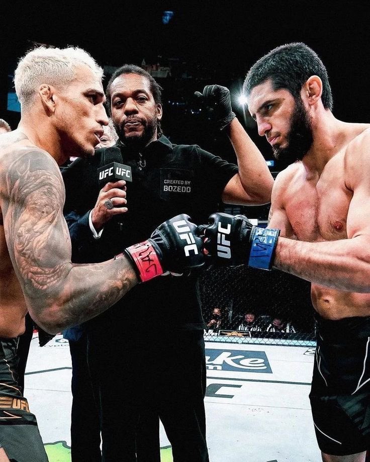 lilicomentx's tweet image. MMA esse ano tá surpreendendo demais:

- Du Plessis venceu Whittaker
- O’malley venceu Sterling
- Strickland venceu Adesanya

esqueci de algum azarão que surpreendeu?

só espero que esse aqui seja o próximo desfecho “inesperado” 😮‍💨