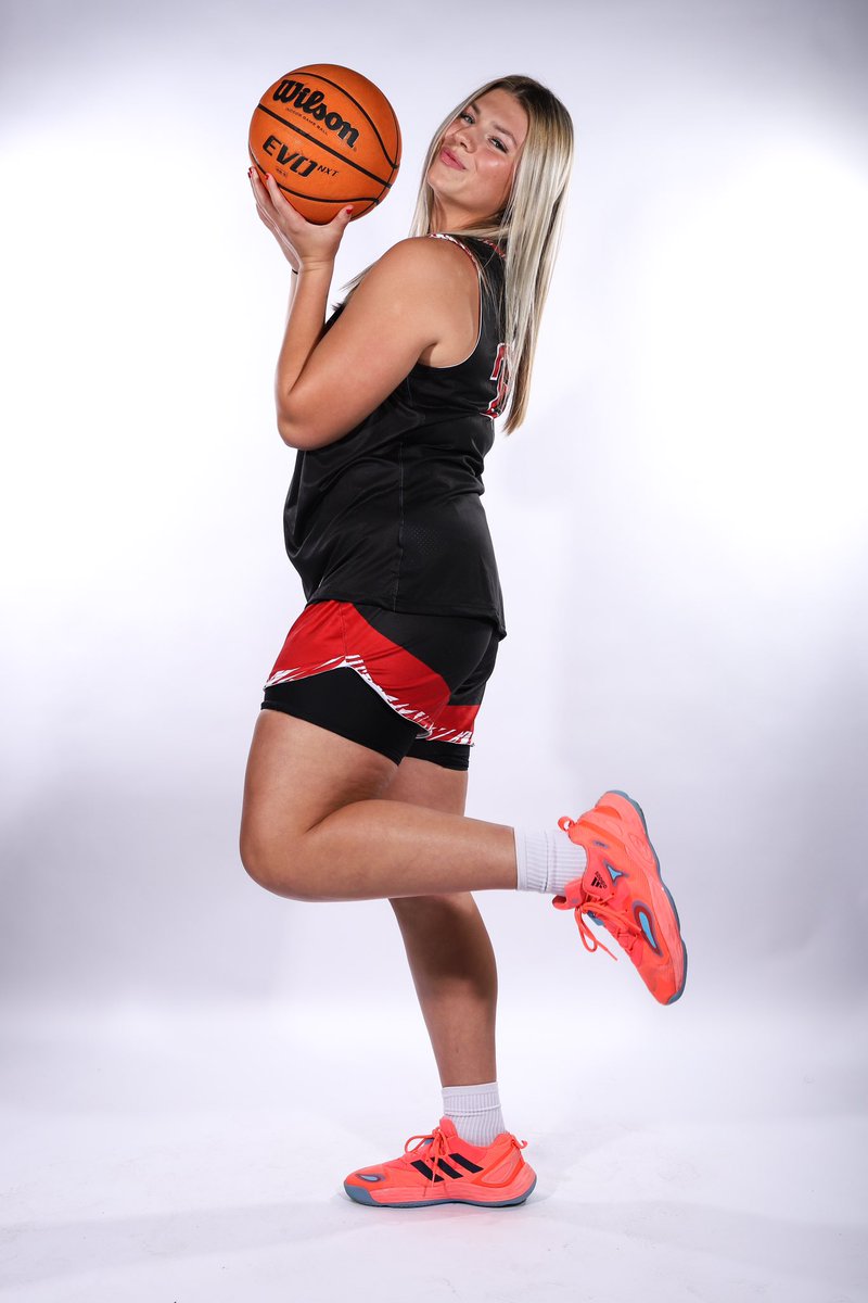 MaryvilleWBB's tweet photo. Join us in wishing a very special birthday to junior, Faith!! 🥳🎉 https://t.co/BZXYyp6D77