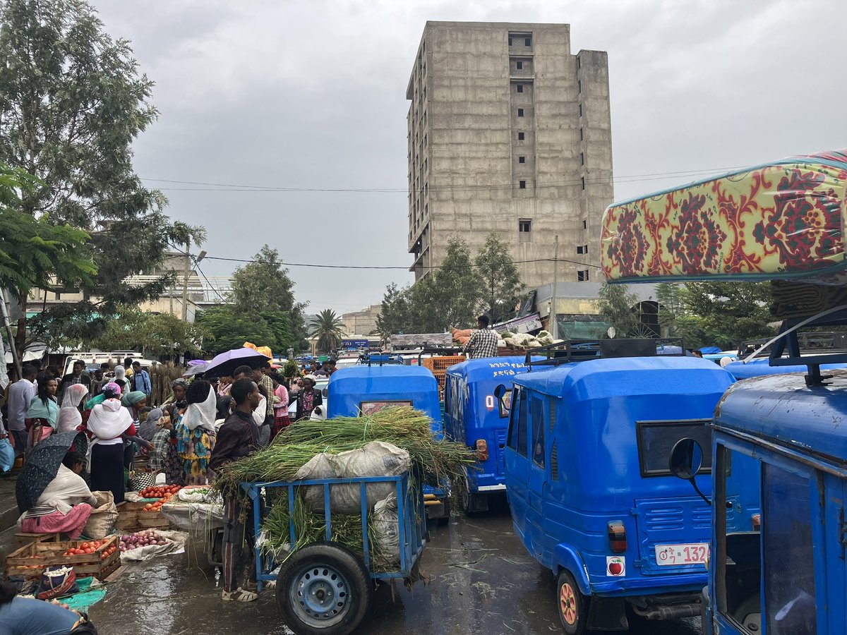 segenyan's tweet image. #NewYear2016 #Mekelle