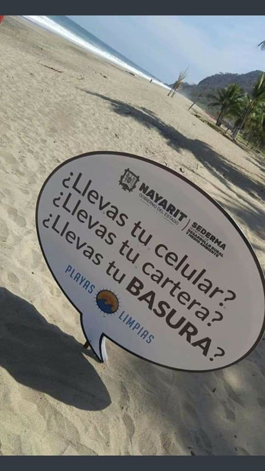 AgusVazquez014's tweet photo. Ojalá existieran más de estos carteles por todas las playas y calles😕

#ODM2023 #MedioAmbiente #NoOlvidesLaBasura https://t.co/EnC8vnXHar