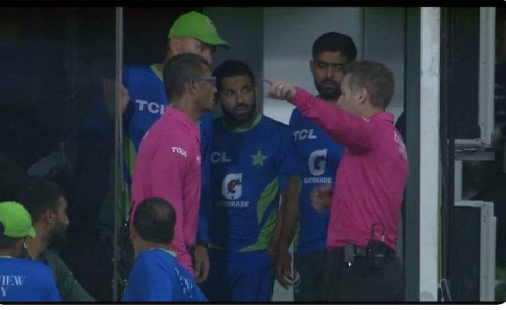 zs2d47's tweet photo. wo dekho kholi baray match ka
bara player…
#INDvPAK #colomboweather #PAKvIND #KLRahul #viratkholi #ShadabKhan https://t.co/sazNIyUkk7