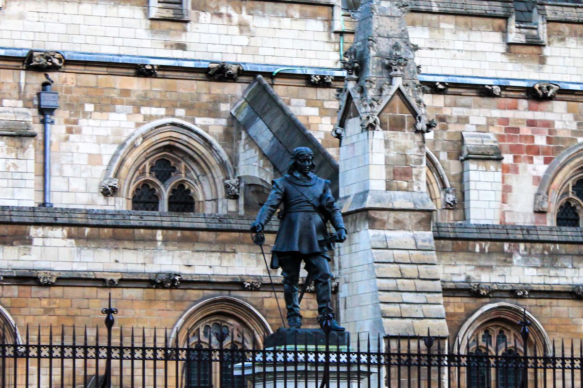Oliver Cromwell  

(Westminster, London, February 2014)  

#photography #urbanphotography #streetphotography  #cityscapes #statues #monument #OliverCromwell #London #Westminster #PalaceOfWestminster #HousesOfParliament
