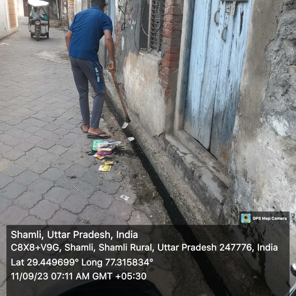 ShamliNagar's tweet photo. ULB Code- 800645
@SwachSurvekshan
@SwachhBharatGov
@NagarVikasUP
@nppshamli
#शामली- दिनांक 11-09-2023 को नगर पालिका परिषद शामली के स्वच्छता मित्रों द्वारा संचारी रोगों को दृष्टिगत रखते हुए वार्डों में नाली साफ़-सफाई का कार्य कराया।
#dm_shamli #nagarvikasup #indianswachhataleauge https://t.co/JUBZ0hxCHN