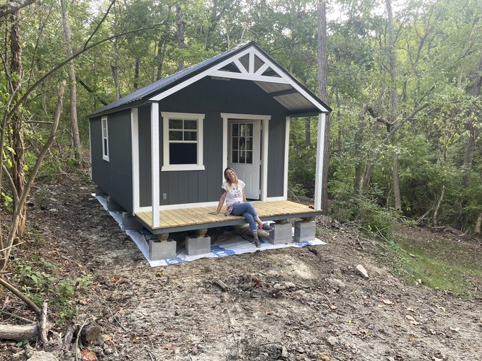 Got my cabin delivered https://t.co/x3Y3mmbSyN<a href="/tag/mvsales"class="tags"><span>#mvsales</span></a>