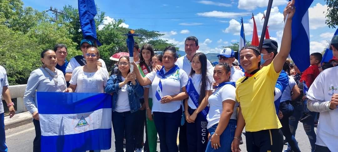 Antorcha de la libertad Centroaméricana continúa su recorrido por el municipios de Sébaco.

#PatriaBenditaYLibre