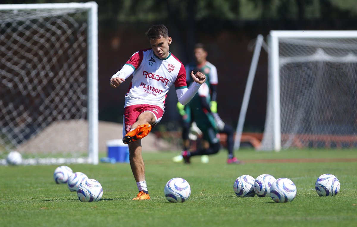 ClubNecaxa's tweet photo. Continúa la preparación rumbo al #NECvsJUA...

Boletos disponibles en https://t.co/4pydLU4x3O 🎟️ https://t.co/CtEpC5cCqG