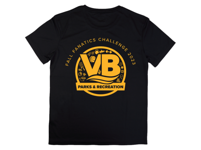 Here are the prizes for this year's Fall Fitness Fanatics challenge. Scan in 20 times to get the t-shirt, scan in 40 times to get this gym bag made with recycled ocean plastic worth $40.  Registration is just $5 and ends Sept 30. 
parks.virginiabeach.gov/rec-centers/fa…