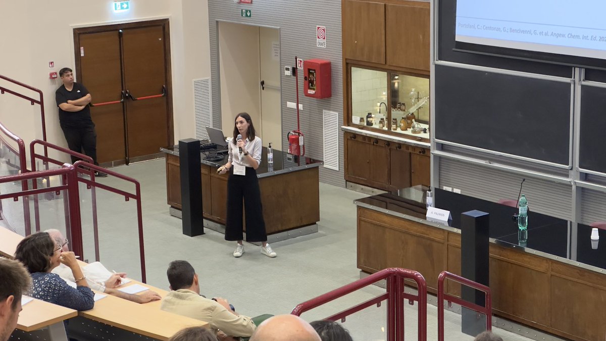 AsymmetricSynthesisLab (@labsynthesis) on Twitter photo Great talk today on atropselective synthesis of hydrazides by <a href="/ChiaraPortolani/">Chiara Portolani</a> from <a href="/LabSynthesis/">AsymmetricSynthesisLab</a> at #Cdco2023 in Rome!! 👏👏 Great talk today on atropselective synthesis of hydrazides by <a href="/ChiaraPortolani/">Chiara Portolani</a> from <a href="/LabSynthesis/">AsymmetricSynthesisLab</a> at #Cdco2023 in Rome!! 👏👏