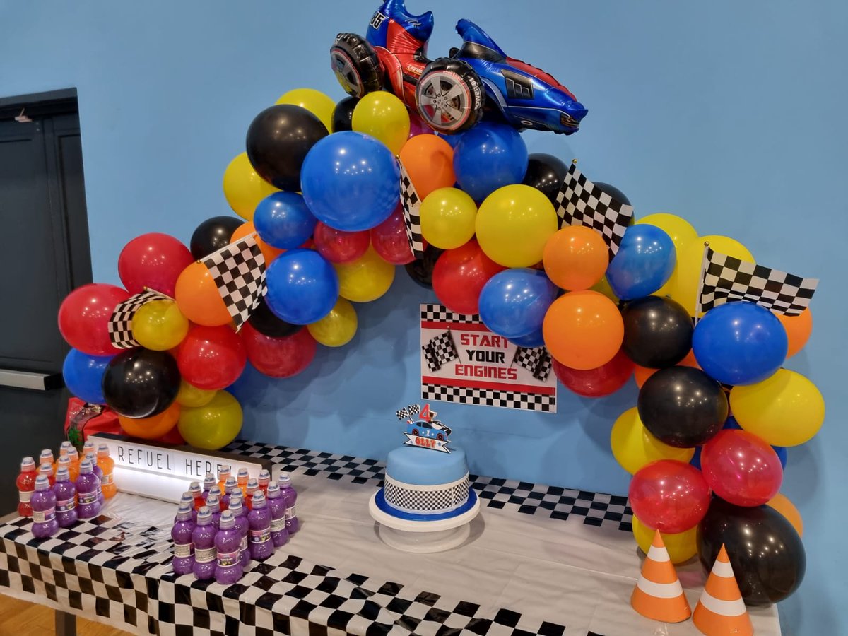 We can provide #FunFood #SLUSH #Hotdogs #popcorn &amp; #Candyfloss for racers at an EVO Quad Bike Party. BOOK NOW for Sept/Oct parties. Don’t delay book today! £295 for up to 20 children aged 4-9yrs. #Essex #Herts #Suffolk #Birthdayparty #quadbikes #kidsparty evoinflatables.co.uk/category/quads