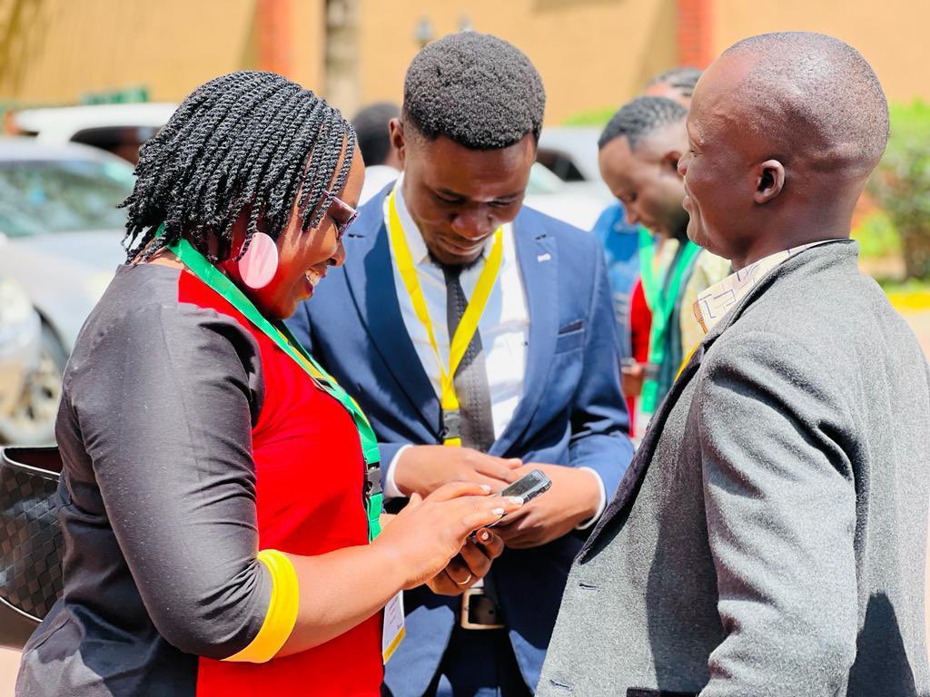 UsaniiA's tweet photo. We are shifting the power through meaningful collaborations towards the common goal. It was a great day with @RaisingTeensUg1 @nankunda20 deliberating issues that affect young people from our communities at the #LightImpact Conference in Nairobi by @LightupImpact . #ShiftThePower https://t.co/iFbxmwlAnu