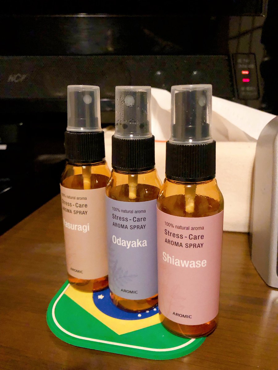 Vinyl1966's tweet photo. 今夜は枕にOdayakaを😴
100% natural aroma🌱
香りはほんのりラベンダー🪻
キツいのは無理なので🙇
ちょうどいいのです🙂
おやすみなさい🐏💤𓈒𓏸
#AromaSpray
#StressCare
#aromastar
#aromic https://t.co/C5itTppryb