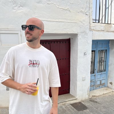Alone995's tweet photo. #NuevaFotoDePerfil https://t.co/fiuP63EXtI