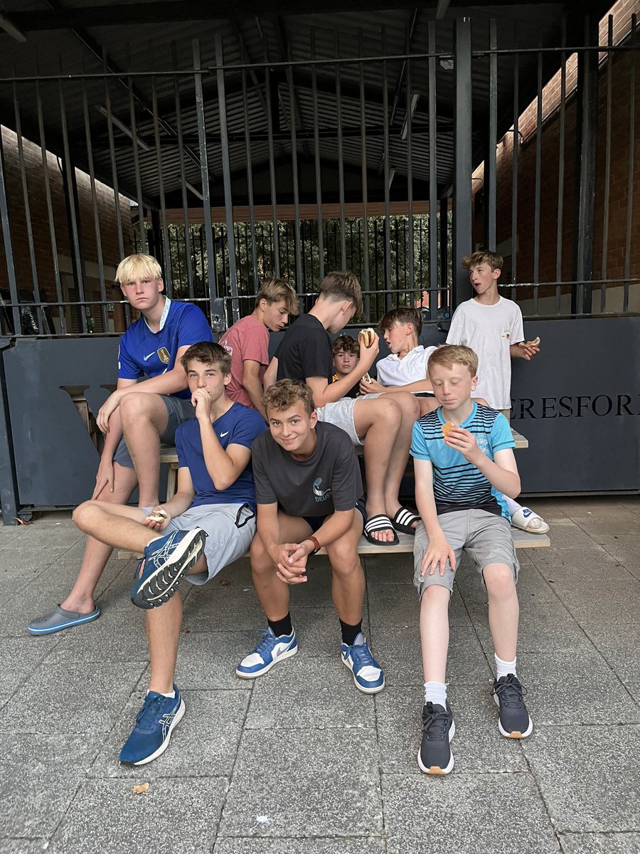 TalbotWelly's tweet image. And breathe….another cracking closed weekend with Team Talbot and @Welly_Beresford. House dance auditions, Smoothies, BBQ, Rugby and of course the popular Welling10k run 🏃‍♀️ 🏃‍♂️ 🥵 #startofterm #jhbursary