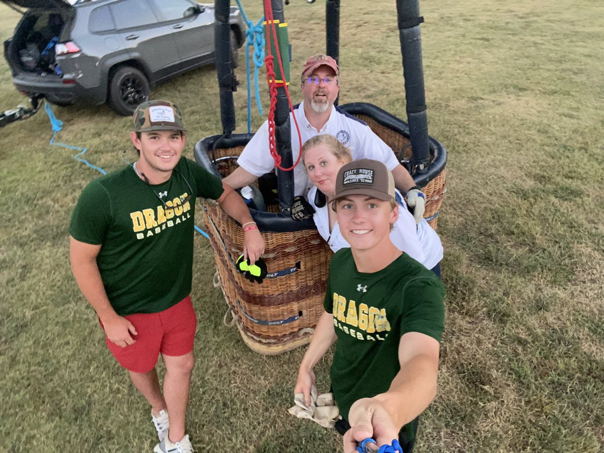 Great time this weekend helping out with the hot air balloons at the Paris Balloon and Music Festival! 

#PJCbaseball #BuiltDifferent