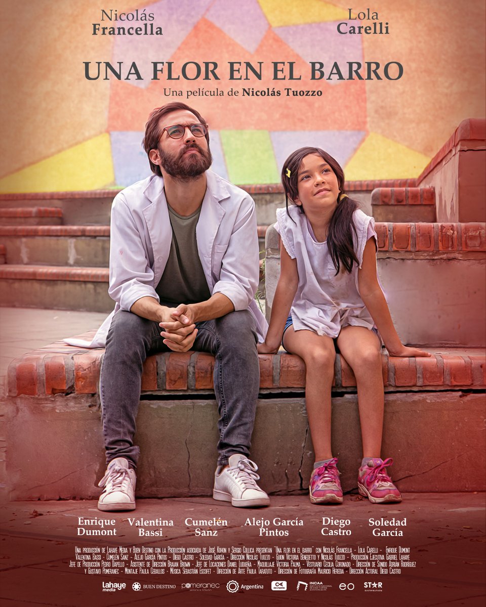 Star Distribution Latinoamérica (@stardistrla) on Twitter photo Un maestro, una niña superdotada de 8 años, una escuela humilde y una sociedad que no está preparada.
#UnaFlorEnElBarro 28 de Septiembre - Solo en Cines. Dirigida por <a href="/nicotuozzo/">nicolastuozzo</a> con <a href="/chelanico/">Nicolas Francella</a> y Lola Carelli. Un maestro, una niña superdotada de 8 años, una escuela humilde y una sociedad que no está preparada.
#UnaFlorEnElBarro 28 de Septiembre - Solo en Cines. Dirigida por <a href="/nicotuozzo/">nicolastuozzo</a> con <a href="/chelanico/">Nicolas Francella</a> y Lola Carelli.