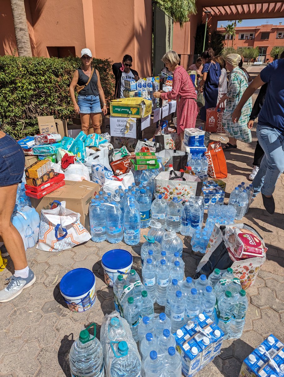 lvhmarrakech's tweet photo. COLLECTE SEISME //Dimanche matin le #lycéevictorhugodemarrakech a organisé une collecte à destination des populations sinistrées suite au tremblement de terre qui a frappé la région. Merci à toutes et à tous pour votre solidarité!
#aefe #lvh #maroc #AEFE #efm #marrakech https://t.co/R3KW0a8vHx