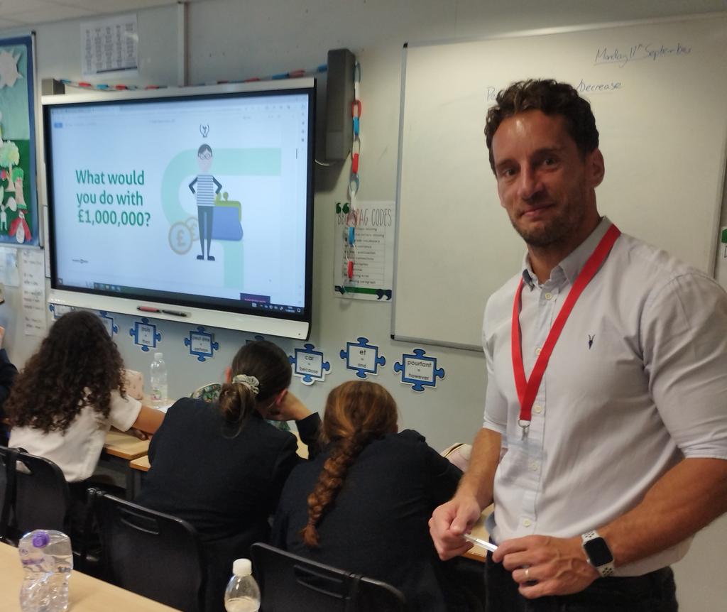 TheMrAindow's tweet image. #BBGcareersweek #BBGAcademy #YBSMoneyMinds YBS staff delivering Money minds sessions to Y8 today