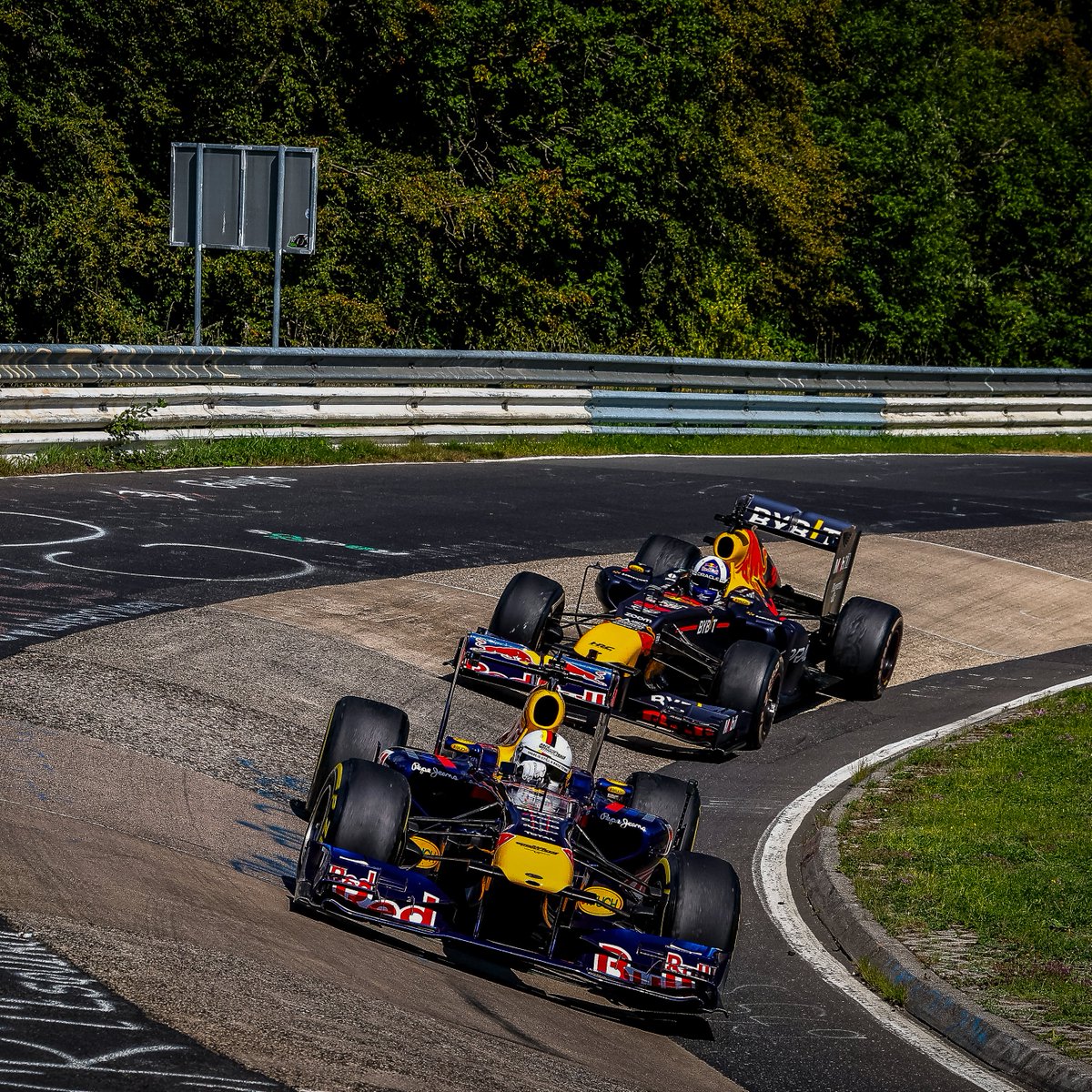 When #F1 returned to the Nurburgring Nordschleife... 🇩🇪
