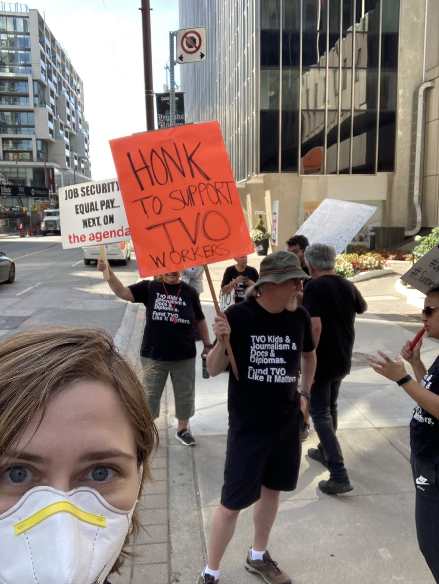 Happy Monday! I’m back on the picket for fair wages and fair work with @TVO_CMG. #FundTVOLikeItMatters #OnPoli #OntEd #UnionStrong