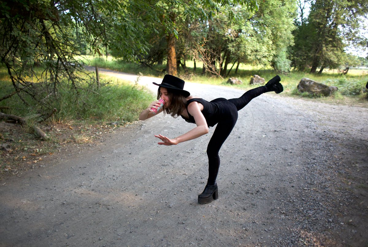 Krissy Eliot tweet media