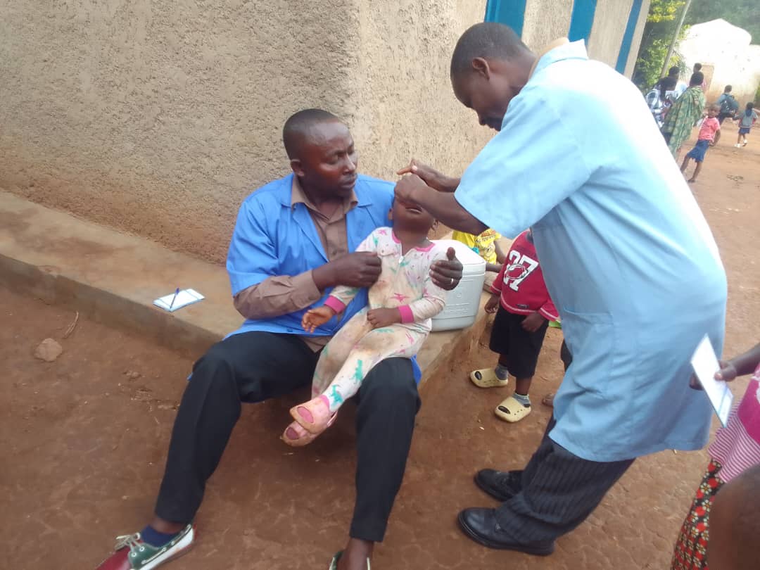 SectorRusororo's tweet photo. Uyu munsi mu murenge wa #Rusororo mu tugari twose twiriwe mu gikorwa cyo gukingira abana doze ya 2 y'urukingo rw' #IMBASA ku bufatanye n' Abajyanama b' ubuzima
@RwandaLocalGov
@minisanterwanda  
@Gasabo_District 
@ngangare1 
@umwigemepo 
@PudenceR https://t.co/q3lBrT68Bg