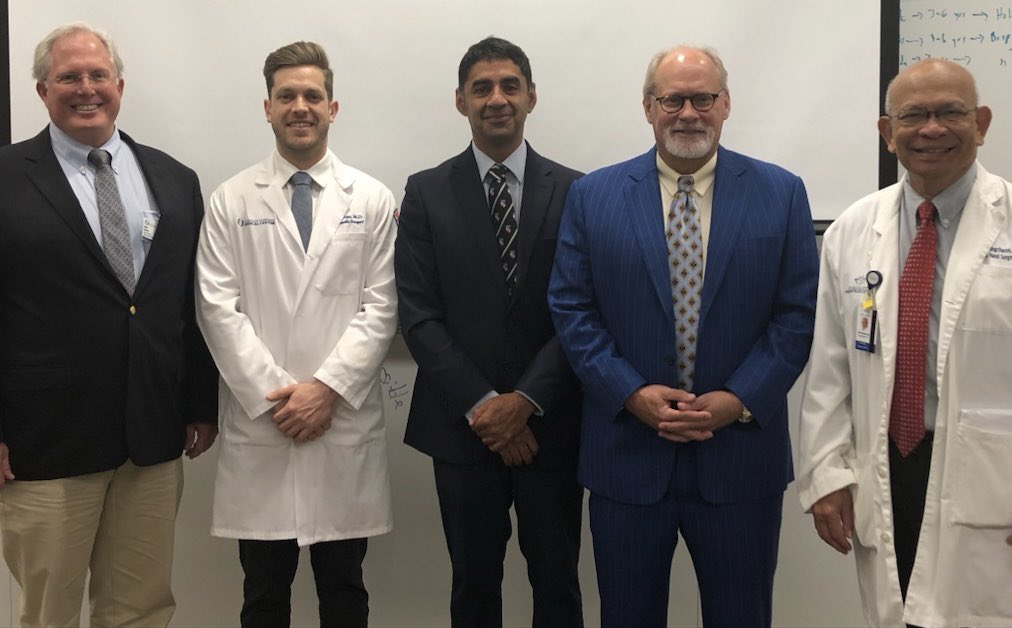 markadodson's tweet photo. Thank to @sanjkakar for being our guest speaker for the JT Davis, MD Hand Lectures. We enjoyed hearing his experience with SL ligament injuries.@UMMCnews https://t.co/1tiZrkttuP