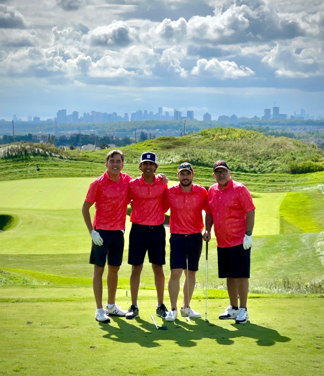 Had a great time representing @UTOSM at the annual University of Toronto Orthopaedic Golf Tournament w/  Whelan, Hoit, and Theo! @Toronto_Ortho @UofTSurgery @GraemeHoit @j_s_theo