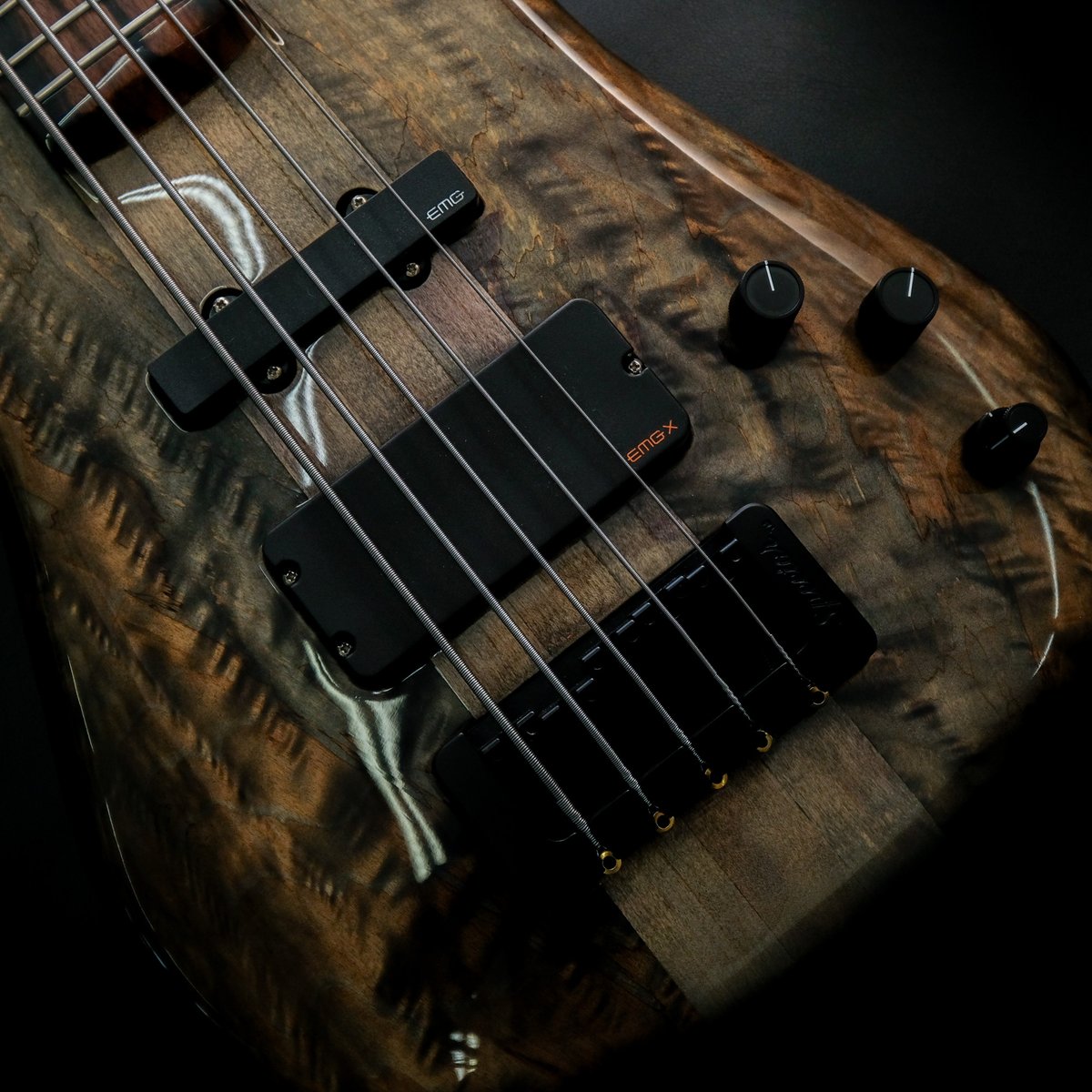 TheMusicDen's tweet photo. MMmmmm. If you wanna see/play some stuff like this in person come hang out at @theofficialmusicden https://t.co/8PBxnIp0pS