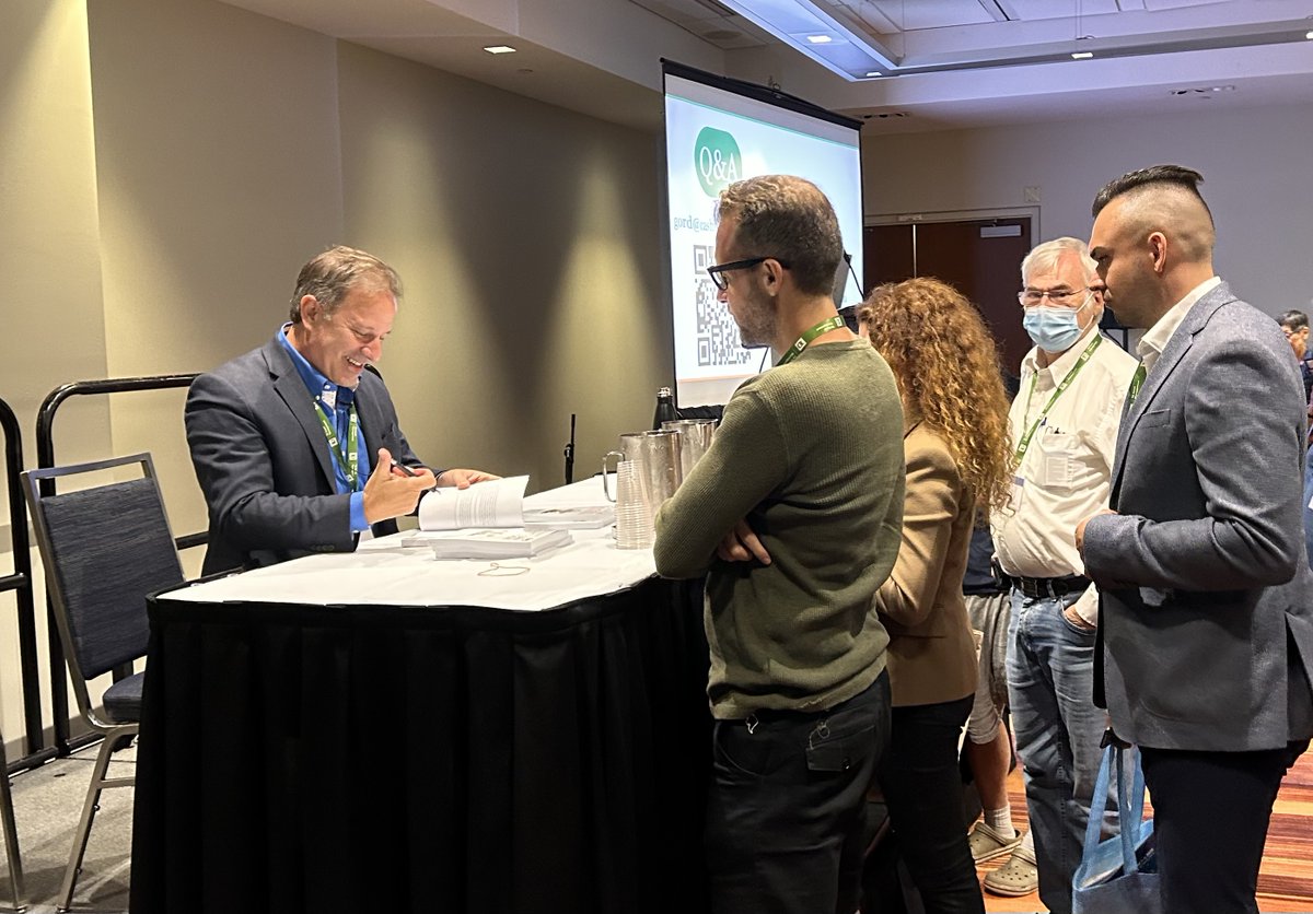 cashflowcookbk's tweet photo. Delivered my "Zero to $1 Million in 45 Minutes" talk at @MoneyShow  in Toronto this weekend. Actually showed them how to add $3 Million to their retirement wealth in just 41 minutes, leaving 4 minutes for Q&amp;A, which stretched to about 30 minutes! https://t.co/vIkvqvIrQa