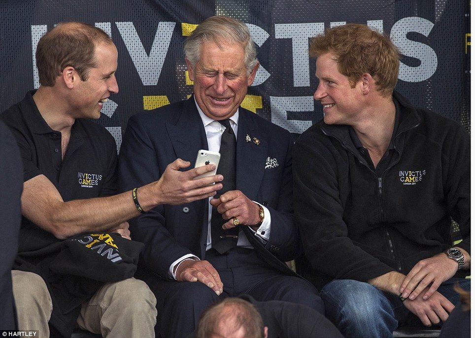 CamilaCambrige's tweet photo. I'm stopping by to remind you that the Invictus Games were founded by the Royal Foundation, financed by the British crown, therefore "belonged" to the two brothers, William and Harry. 

Harry didn't create them alone, the royal family actually helped him A LOT. https://t.co/JbzfoVXKvL