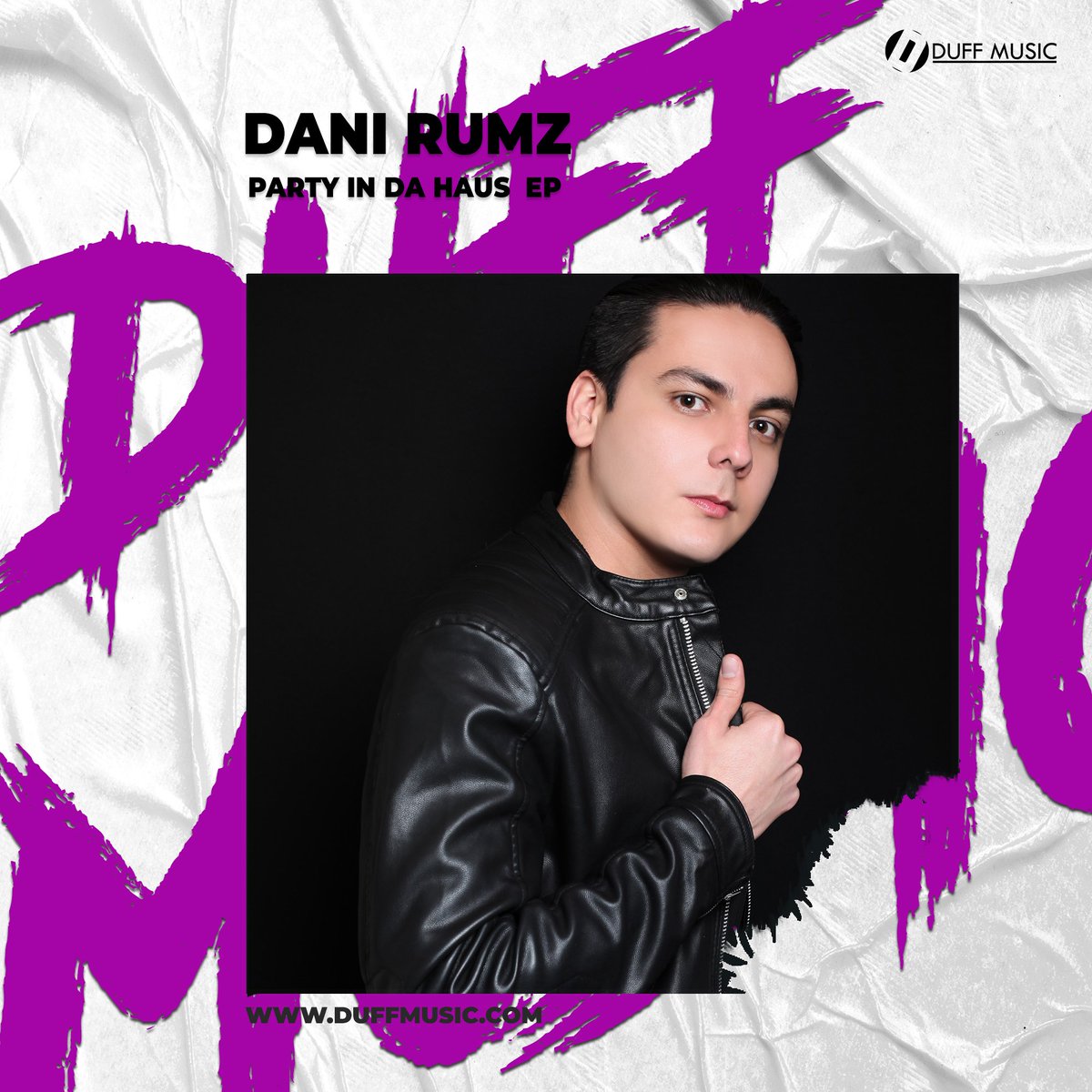 Danirumz's tweet photo. Ya está disponible en @beatport mi nuevo EP por el sello DUFF MUSIC, disponible en el género de Tech House
https://t.co/inqePWmFE4 https://t.co/58ffK0rJZp
