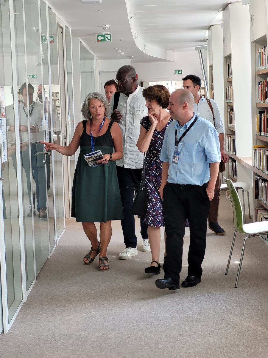 #CampusNation 
📸Visite de Marie-Christine Lemardeley <a href="/MCLemardeley/">MC Lemardeley</a> Adjointe à la <a href="/Paris/">Paris</a> en charge de l’#ESR de la recherche et de Jacques Martial <a href="/JacquesMartial7/">Jacques Martial</a> conseiller de Paris et membre du CA de l'#USN. 
Ils ont été reçus par le Président Daniel Mouchard et son équipe.