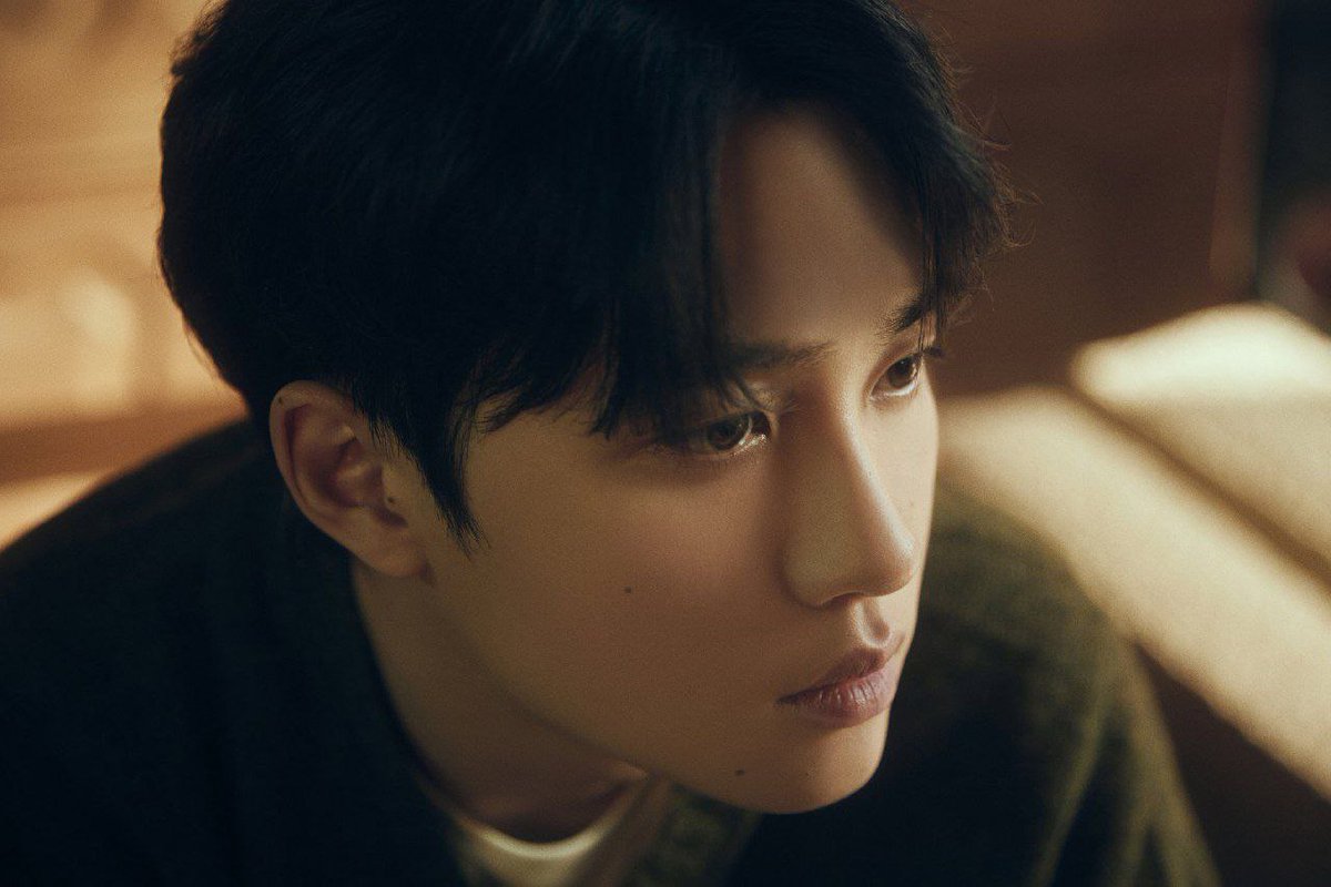 بچه ها من واقعا نمیتونم الان بمونم، برام ریپ می‌زنین :)🤍

D-6 to D.O. Expectation
#ExpectingDO_TeaserImage2
#디오_기대
<a href="/weareoneEXO/">EXO</a> 
<a href="/B_hundred_Hyun/">Baekhyun_EXO</a> <a href="/layzhang/">Lay Zhang</a>