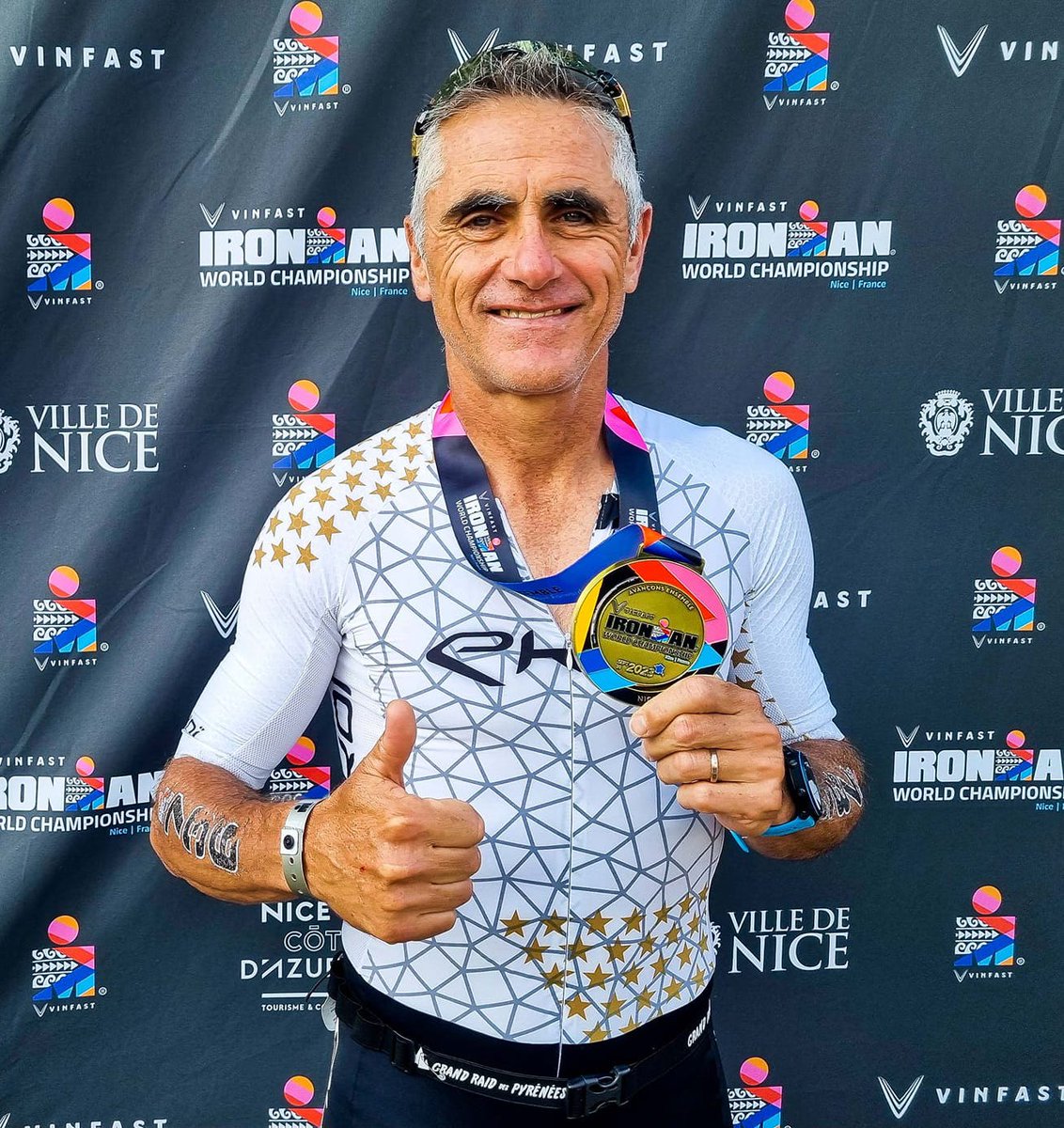 🇫🇷 Le détail de la performance folle de notre champion du monde Laurent Jalabert aux Mondiaux d'Ironman 🔥

🏊‍♂️ 3,8 km en 1h14.38
🚴‍♂️ 180,2 km en 5h13.07 (2400 mètres de D+)
🏃‍♂️ 42,195 en 3h27.22

10h02'56 💥