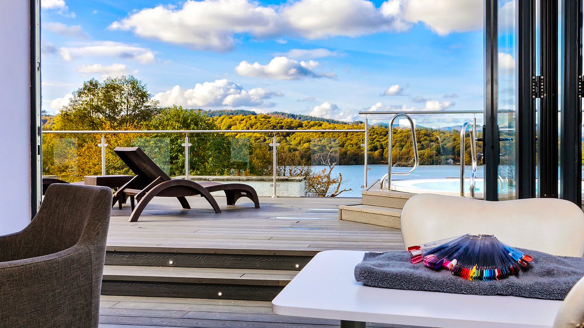 lakeview_spa's tweet photo. At the Lakeview Spa you have unrivalled views of Windermere and the snow capped ranges beyond.....🏔️🏔️

#spa #views #LakeDistrict 

https://t.co/7lLT5JcNtm https://t.co/JV3y9pqNqC