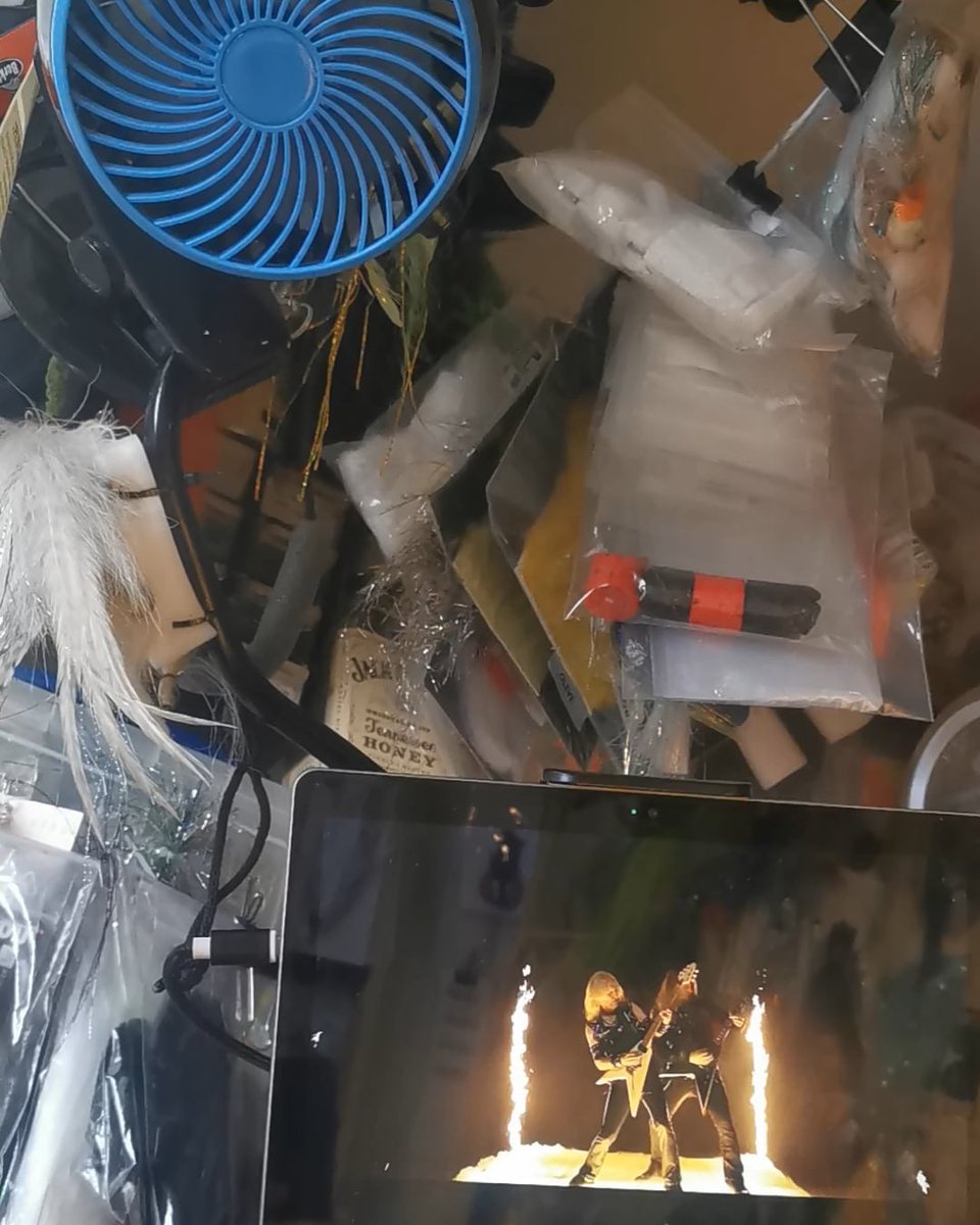 Heat wave working in the cave fan on , <a href="/KKsPriest/">KKs Priest</a> up to 11 

🤘🏴󠁧󠁢󠁳󠁣󠁴󠁿🦐