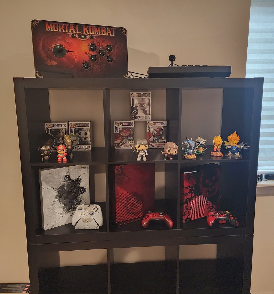Taking a break from the desk to get the rest of the office looking nice... gotta figure out the best way to show the #GearsOfWar consoles off...