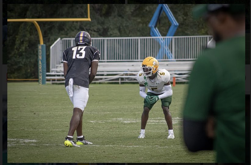 ElijahWallace__'s tweet photo. Good game yesterday @Methodist_FB 🙏🏿 https://t.co/wGuoifzopZ