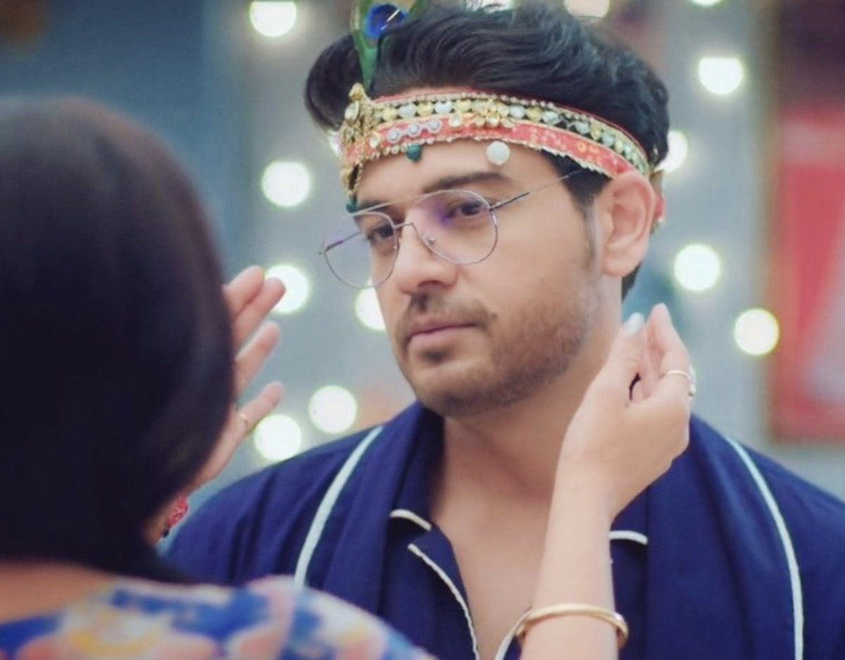 GlitzVision_USA's tweet image. Anuj Kapadia and Anupama - A Connection Beyond Words! Today, the Emotion was Palpable Like Never Before. Do You Feel It Too?" ❤️👫 #AnujAndAnupama #InseparableBond #HeartfeltEmotions #MaAn  #Anupamaa