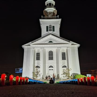 We will never forget 🇺🇸

Stop by the Tallmadge Circle tonight to remember each Firefighter, Police Officer, and civilian who lost their lives on the tragic morning of September 11, 2001.

Photo: <a href="/tallmadgeohio/">City of Tallmadge</a>